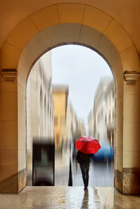 Borsan, Valentin: Under the Arch