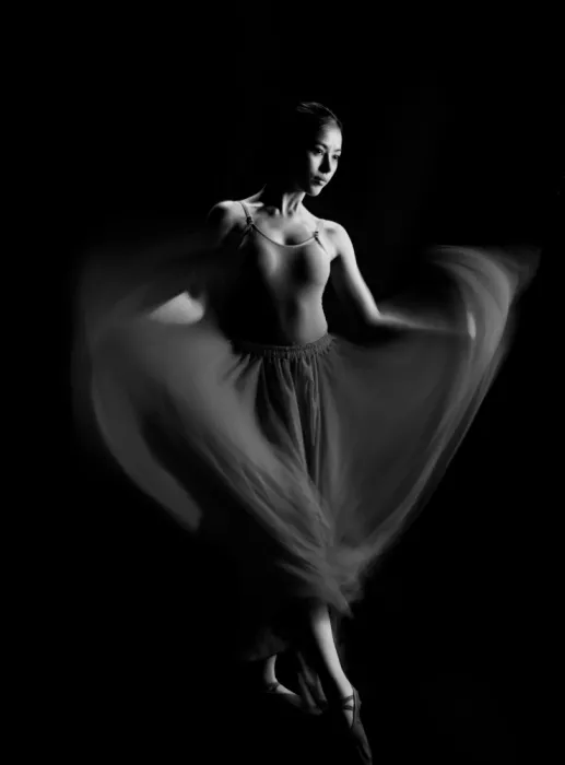 Truong, Van Tran: Grace in shadows