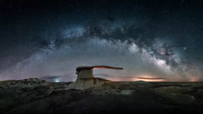 Wang, Ti: Wings beneath the stars