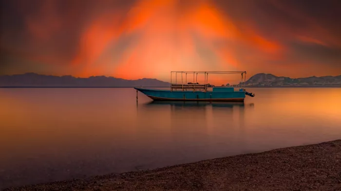 Ragab, Hesham: CALM BOAT