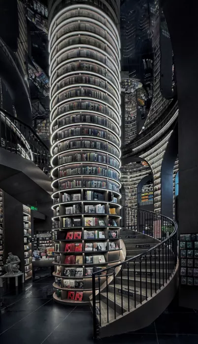 Zhao, Emma: Tall Book Shelf