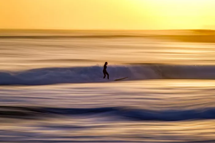 Jorge, Paulo: Surfing in Azores