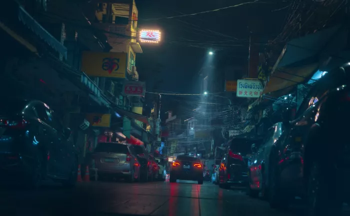 la, De Javier: Bangkok aus den Schatten