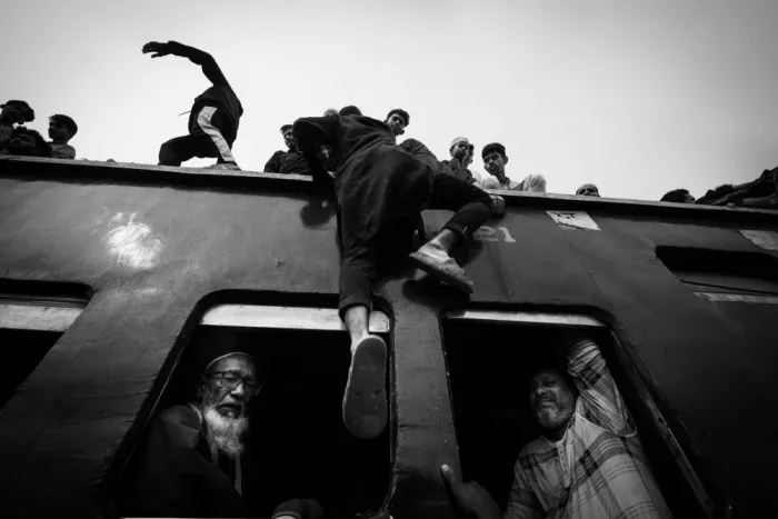 Arifuzzaman, Md.: The spider on the train.