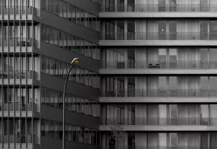 Schuurmans, Wim: - Moderní pouliční lampa IX -