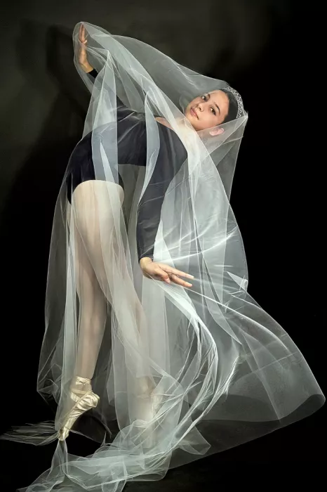 Rusu, Lia Adela: Grace