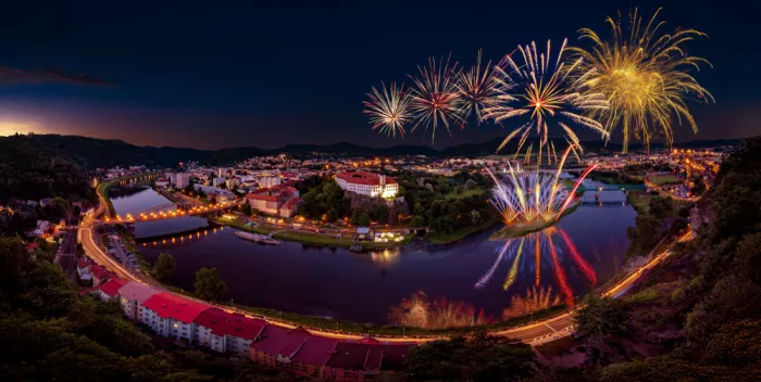 Rosenkrancová, Ilona: firework