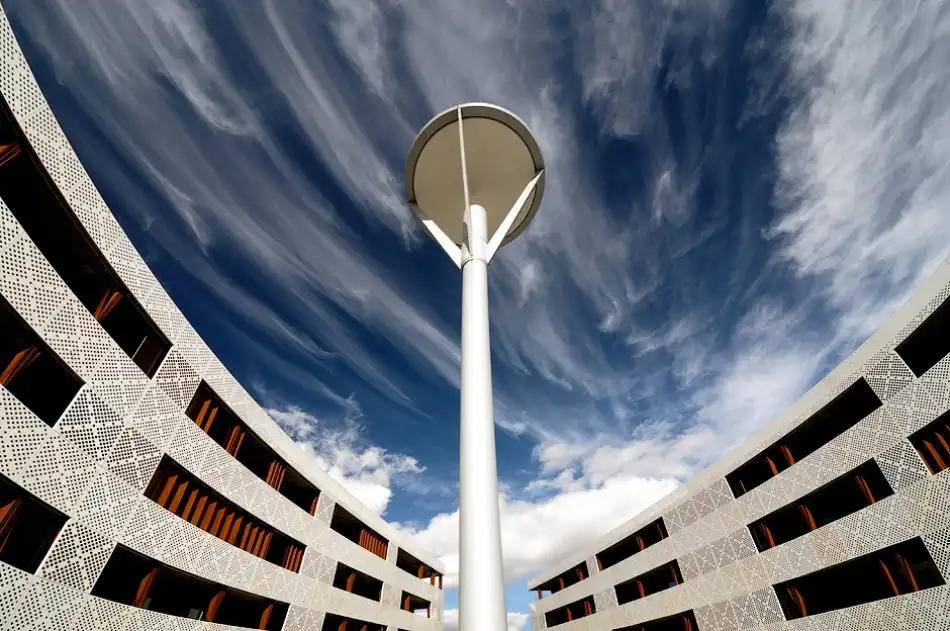 Gasperlin, Izidor: Perspective in Blue
