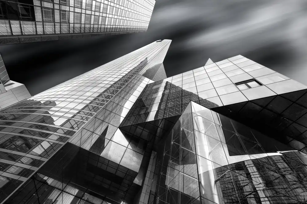 García, M. Jesús: Glass City