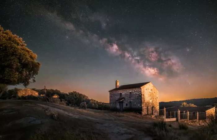 Seco, Luis Juan: Sowing nights to harvest stars...