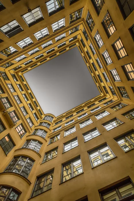 Zimmermann, Urs: the golden house