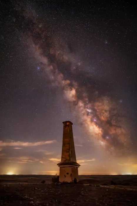 Seco, Luis Juan: Sowing nights to harvest stars...