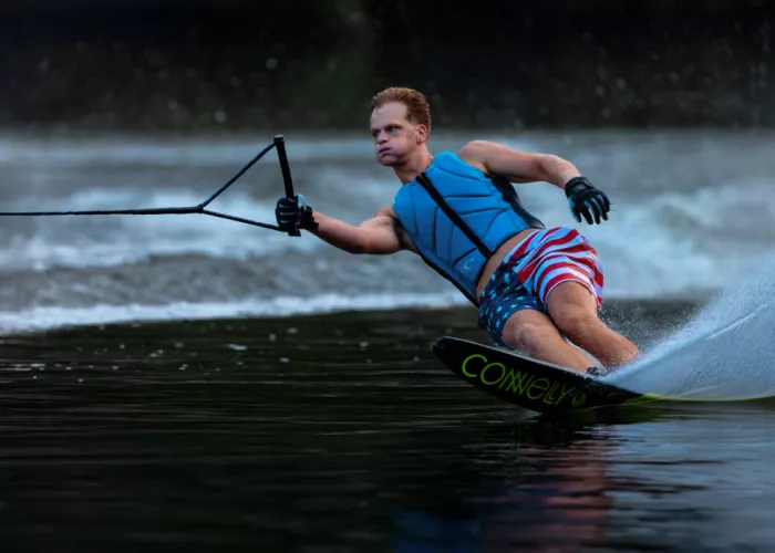 Gu, Zeren: Water Skiing