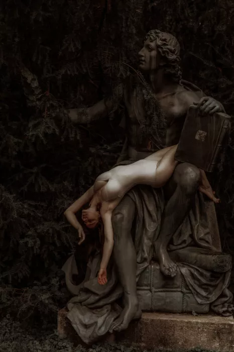 Biňovcová, Barbora: Sculptured