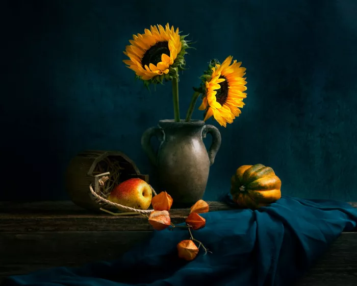 Luo, Louie: Sunflower and Pear