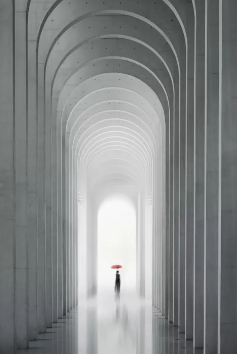 konglingming: The red umbrella