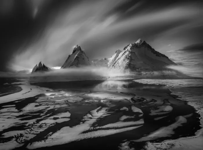 P., Ruiqing: Veil of Silence