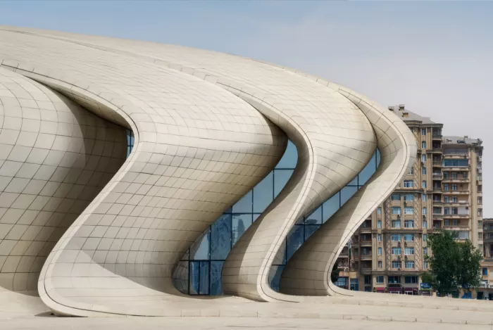 Figueras, Antoni: Centre Heydar Aliyev - Vagues architecturales