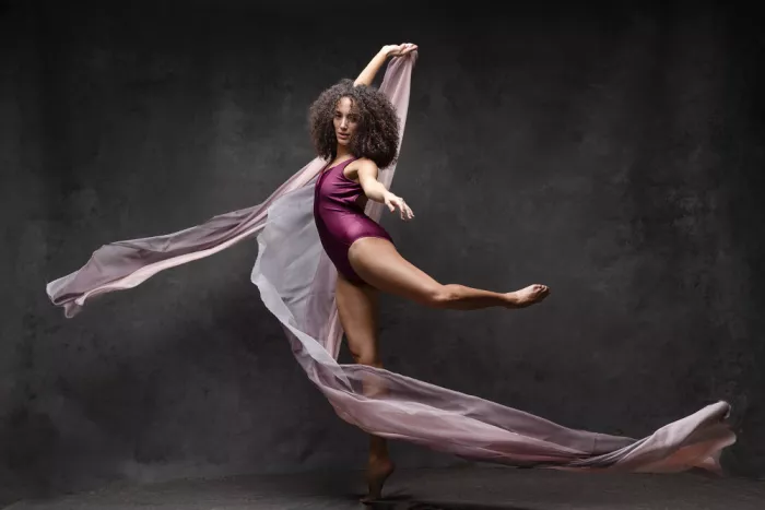 Raga, Gil Joan: Tulle rosa