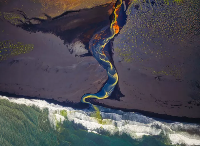 Zheng, Michael: River Flowing To Ocean