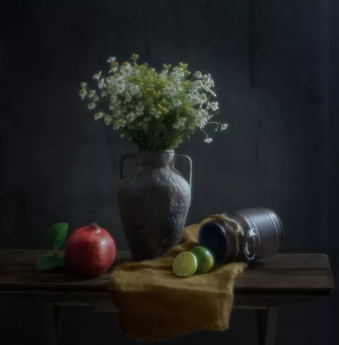 F., Yinan: Red Pomegranate
