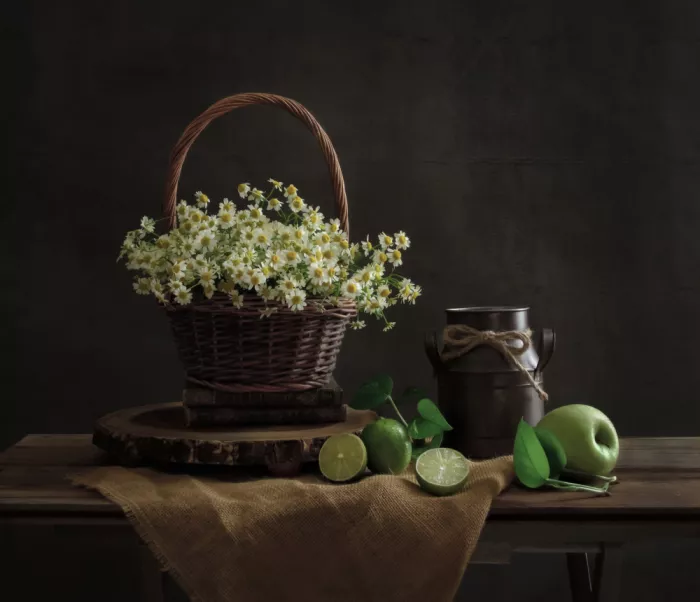 F., Yinan: The Flower Basket