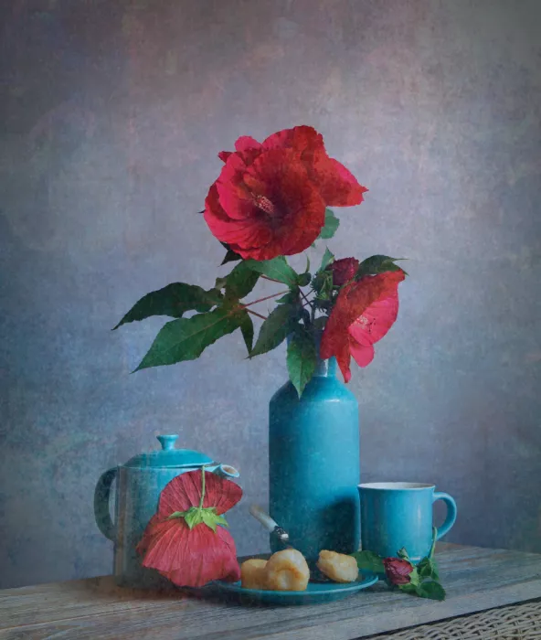 Zhou, Fangping: Hibiscus Serenity