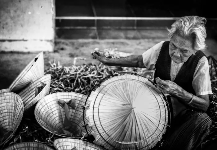 Kong, Yuk John: A hat weaver