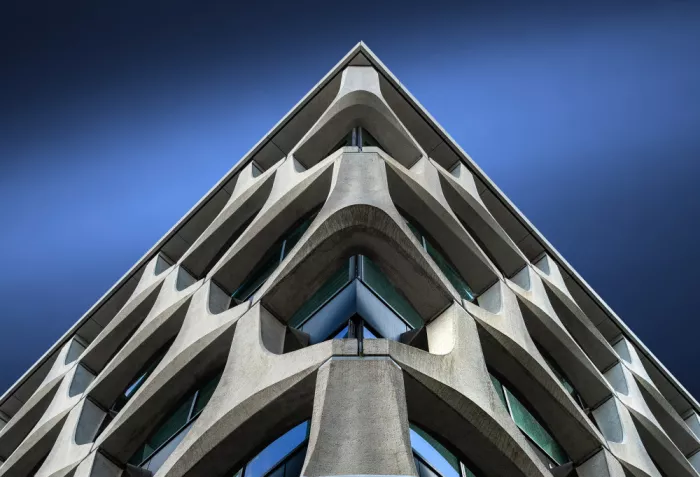 Houte, Van Jef: The blue pyramid