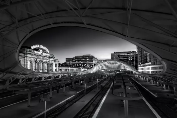Wang, Catherine: Noc na Union Station