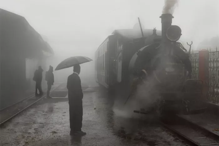 Chakraborty, Sudipta: Steam, Silence, and Supervision — A Misty Morning at Ghoom
