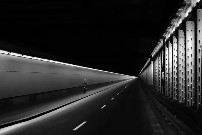 Dauer, Andy: tunnel vision
