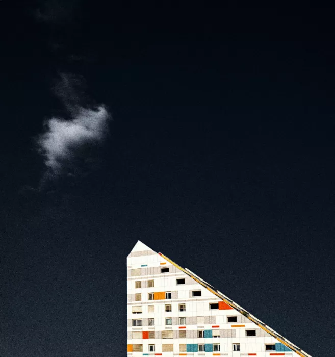 Parola, Roberto: The triangle and the cloud
