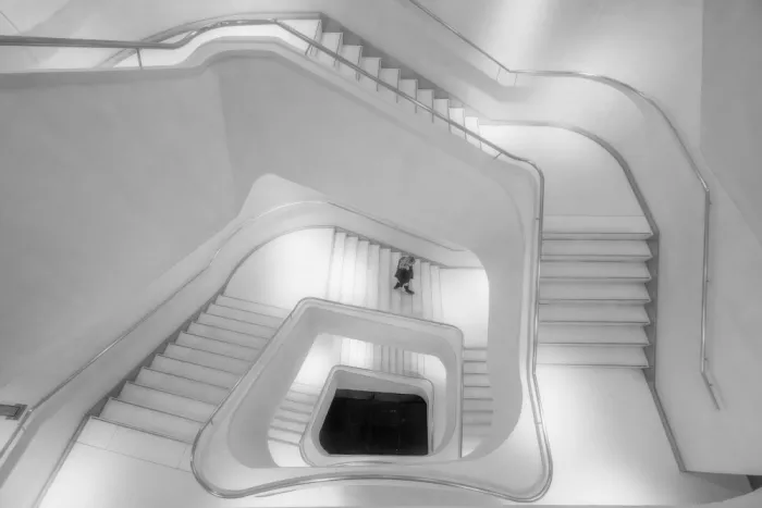 Baglietto, Oskar: White Staircase