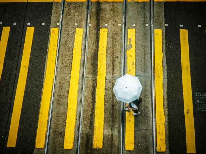 Revalino, Yuri: Silent steps in a cold Hong Kong morning