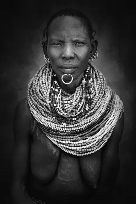 Yosifov, Svetlin: Ritratto Nyangatom