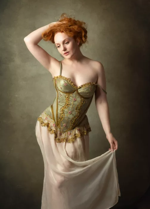 Wang, Catherine: Holly