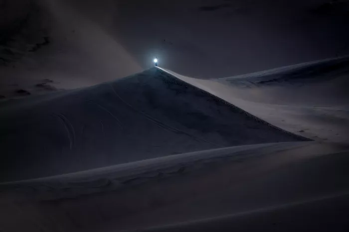 Wu, Yue: Eureka Dunes under Moonlight