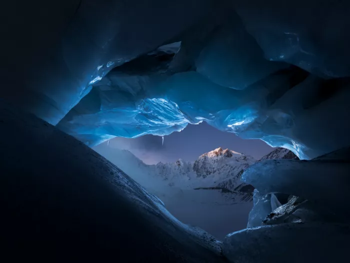 Ye, NingYun: ice cave
