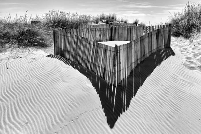 Klesse, Andreas: Sand and shadow