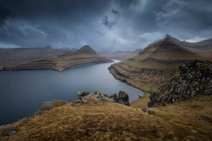 Ying, Li: Fjords before the Rain