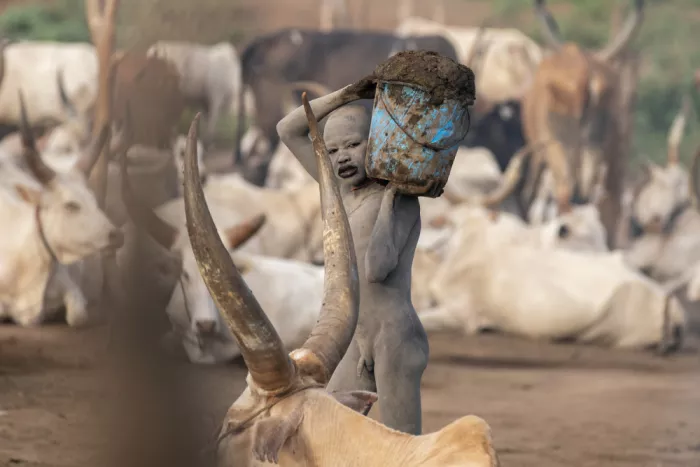 Yosifov, Svetlin: La vita quotidiana dei bambini Mundari