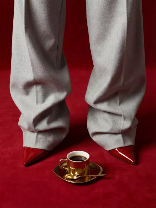 Magnusson, Andreas: Chaussures rouges et café