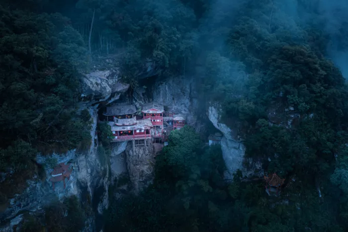 Simoon: Deep-Mountain Ancient Temple