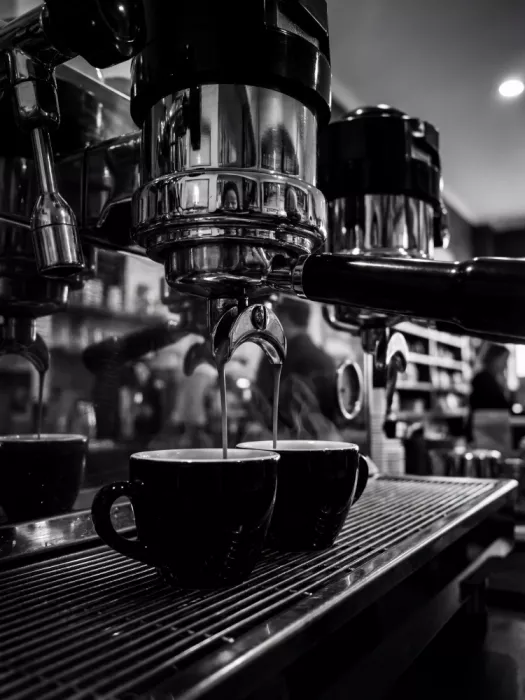 Magnusson, Andreas: Doppelte Espressotassen