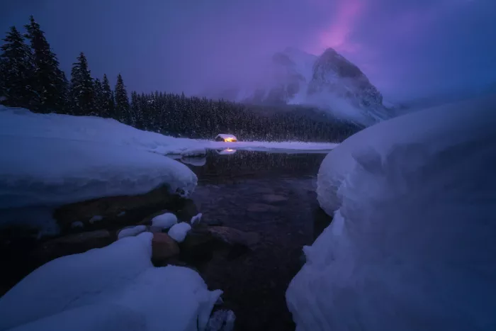 （李永男）, Li Yongnan: Crepuscolo del Lake Louise