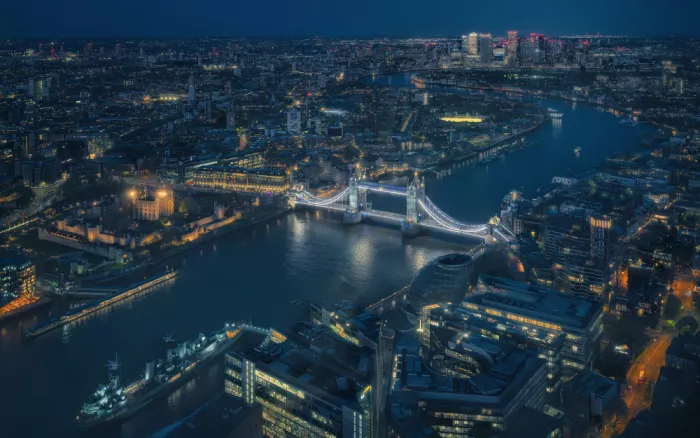 Mingo, de Enrique: SiNuouS LoNDoN