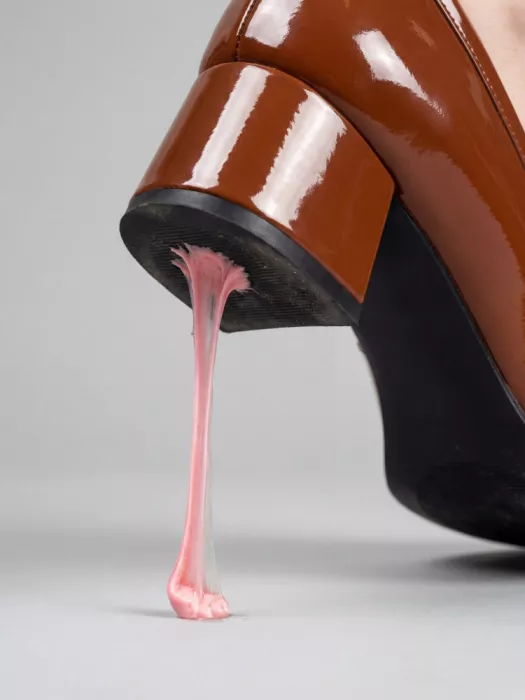 Magnusson, Andreas: Chewing Gum Under the Shoe