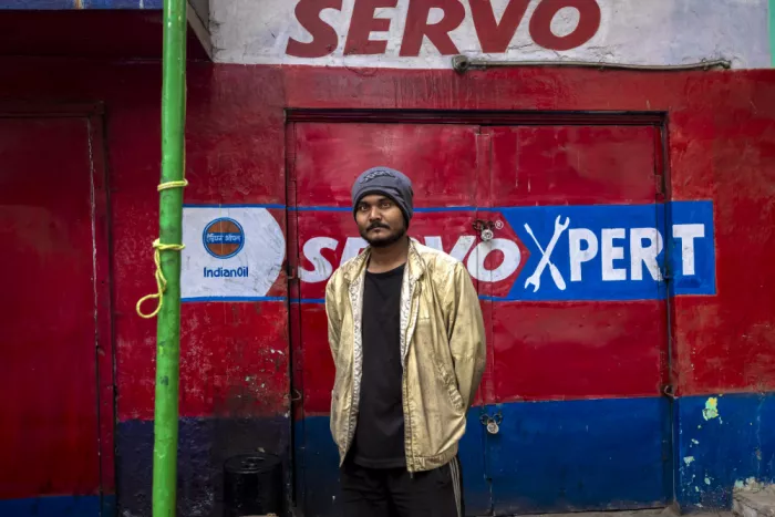 Banerjee, Souvik: Not an expert
