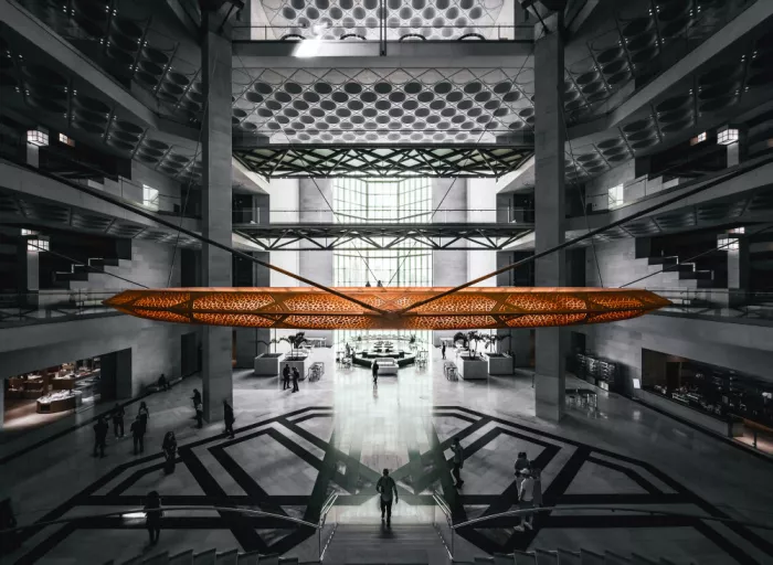 Zhao, Yan: Dentro il museo